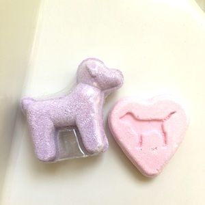 PINK VICTORIA’S SECRET BATH BOMBS